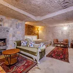 Vasil Cave Hotel