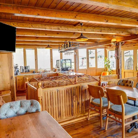 Hotel Vasil Cave Uchisar
