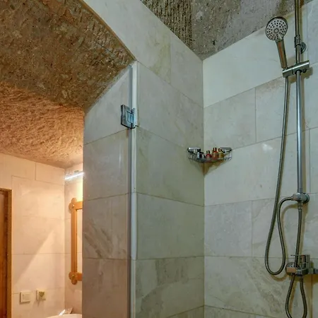 Hotel Vasil Cave Uchisar