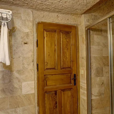 Hotel Vasil Cave