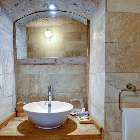 Hotel Vasil Cave
