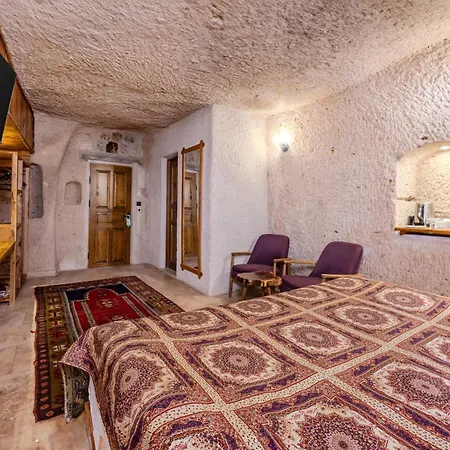 Vasil Cave Hotel *