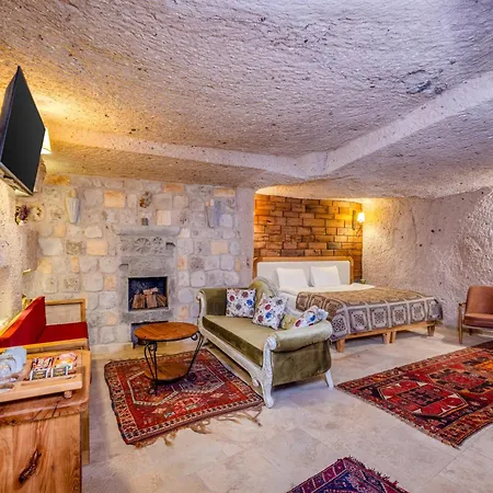 Vasil Cave Hotel *
