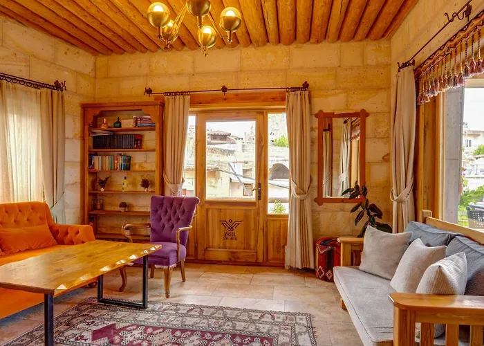 Vasil Cave * Uchisar