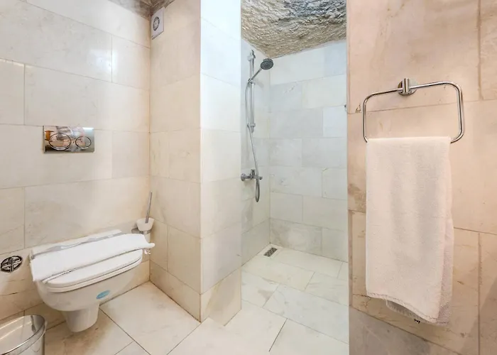 Hotel Vasil Cave Üçhisar